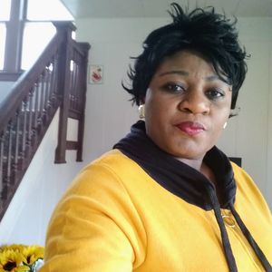 Meet your Posher, Lucy